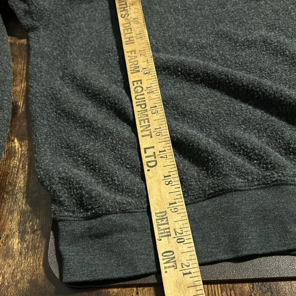 Revolve Wildfox Y2K style graphic crewneck sweatshirt - Picture 11 of 11